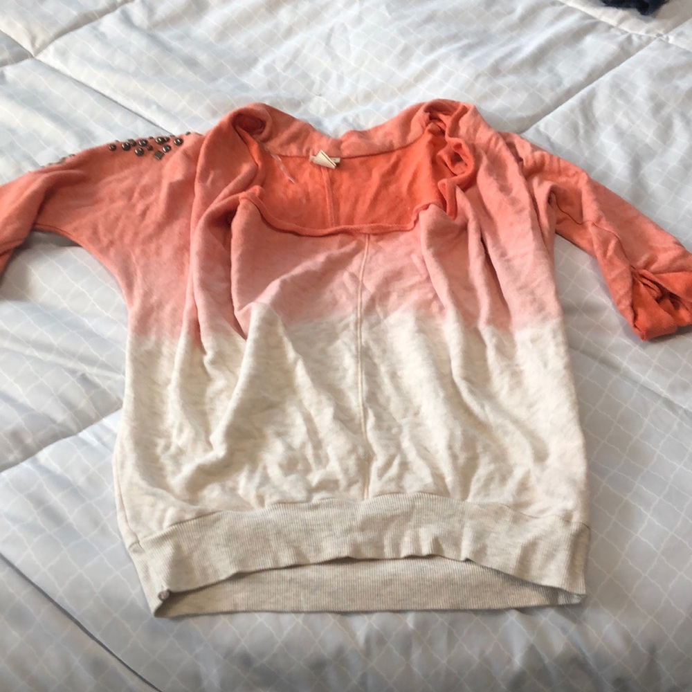 Day trip S cold shoulder sweater